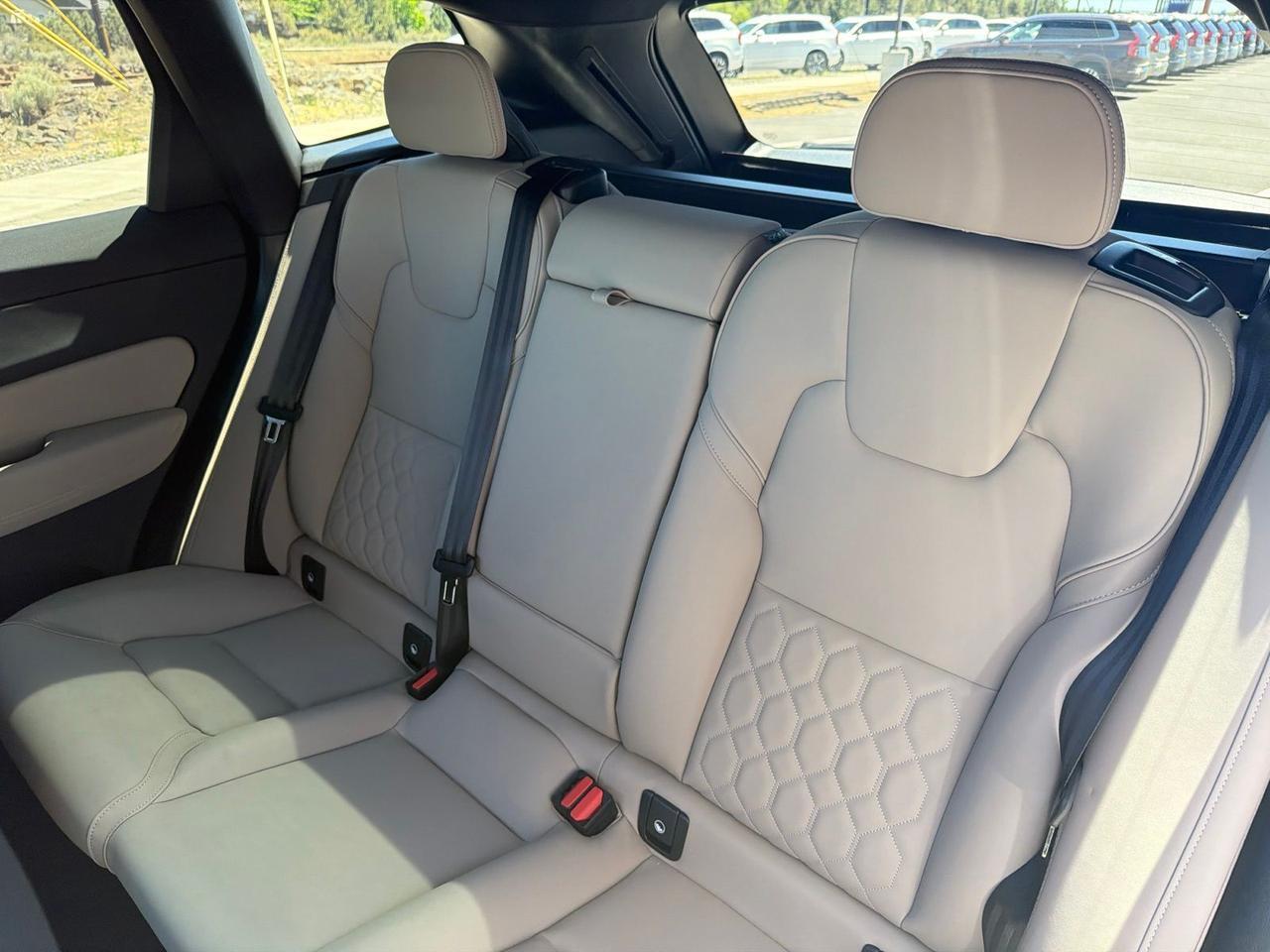 2026 Volvo XC60 Plug-In Hybrid T8 Plus Bend OR
