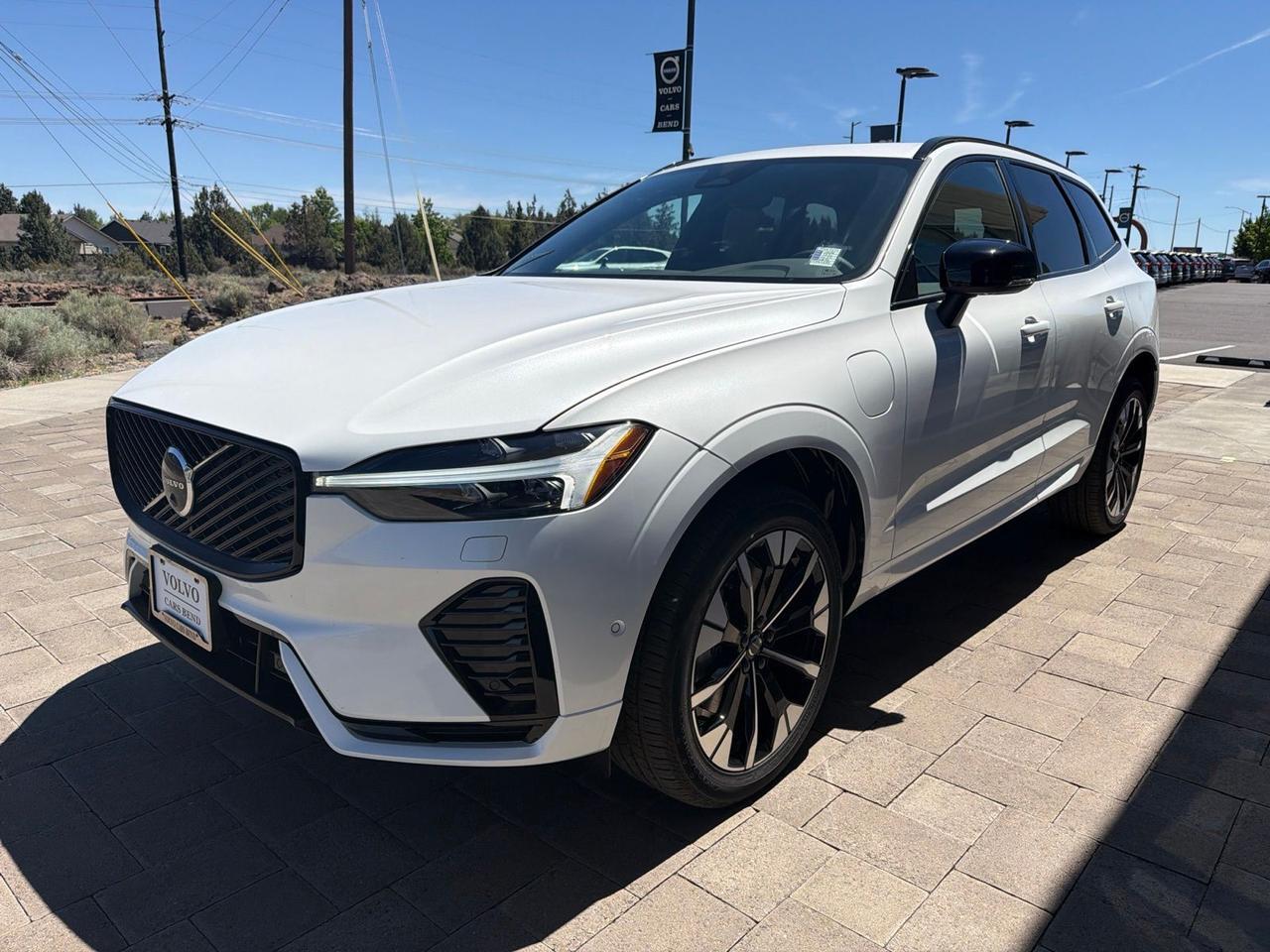 2026 Volvo XC60 Plug-In Hybrid T8 Plus Bend OR