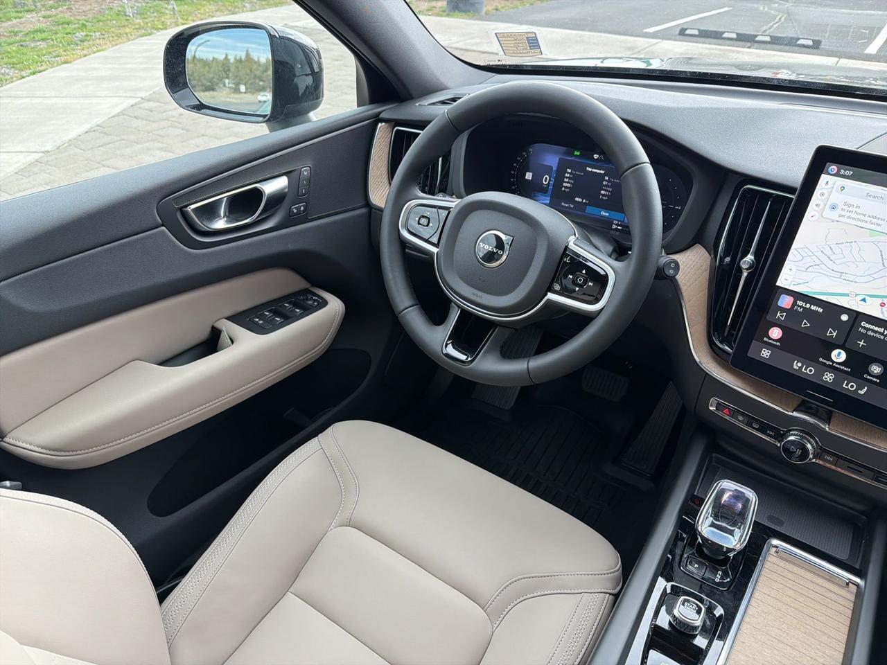 2026 Volvo XC60 Plug-In Hybrid T8 Plus Bend OR