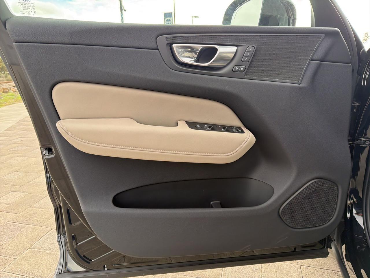 2026 Volvo XC60 Plug-In Hybrid T8 Plus Bend OR
