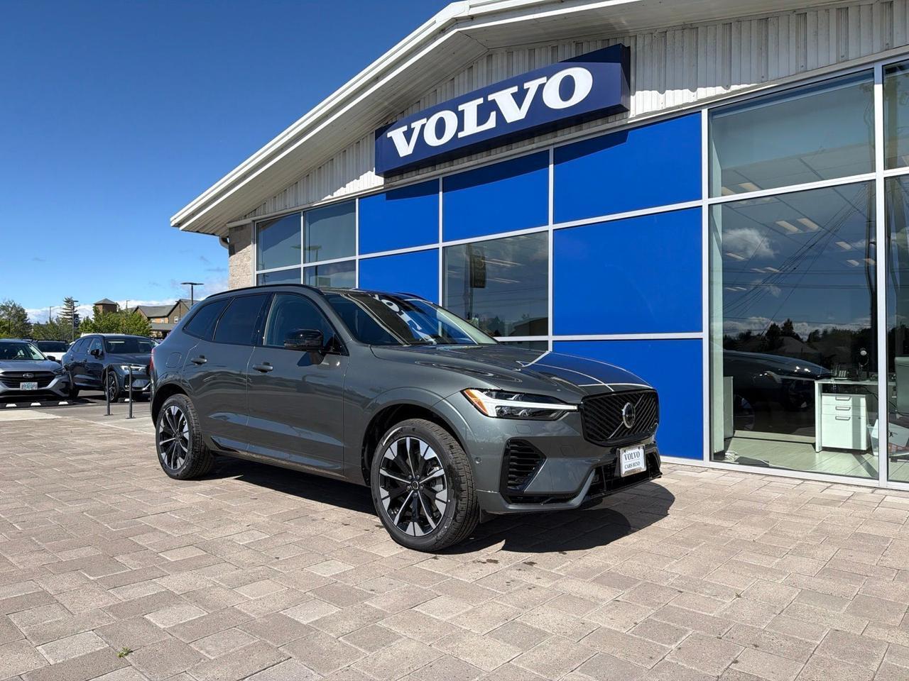 2026 Volvo XC60 Plug-In Hybrid T8 Plus