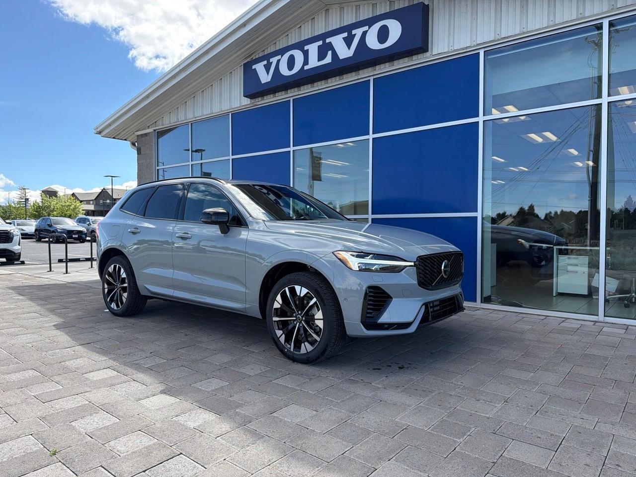 2026 Volvo XC60 Plug-In Hybrid T8 Plus