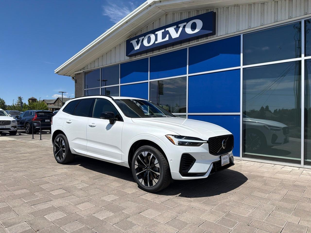 2026 Volvo XC60 Plug-In Hybrid T8 Plus