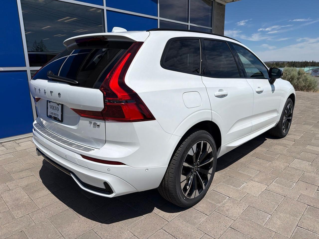 2026 Volvo XC60 Plug-In Hybrid T8 Plus Bend OR