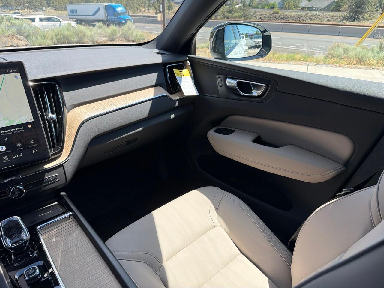 2026 Volvo XC60 Plug-In Hybrid T8 Plus Bend OR