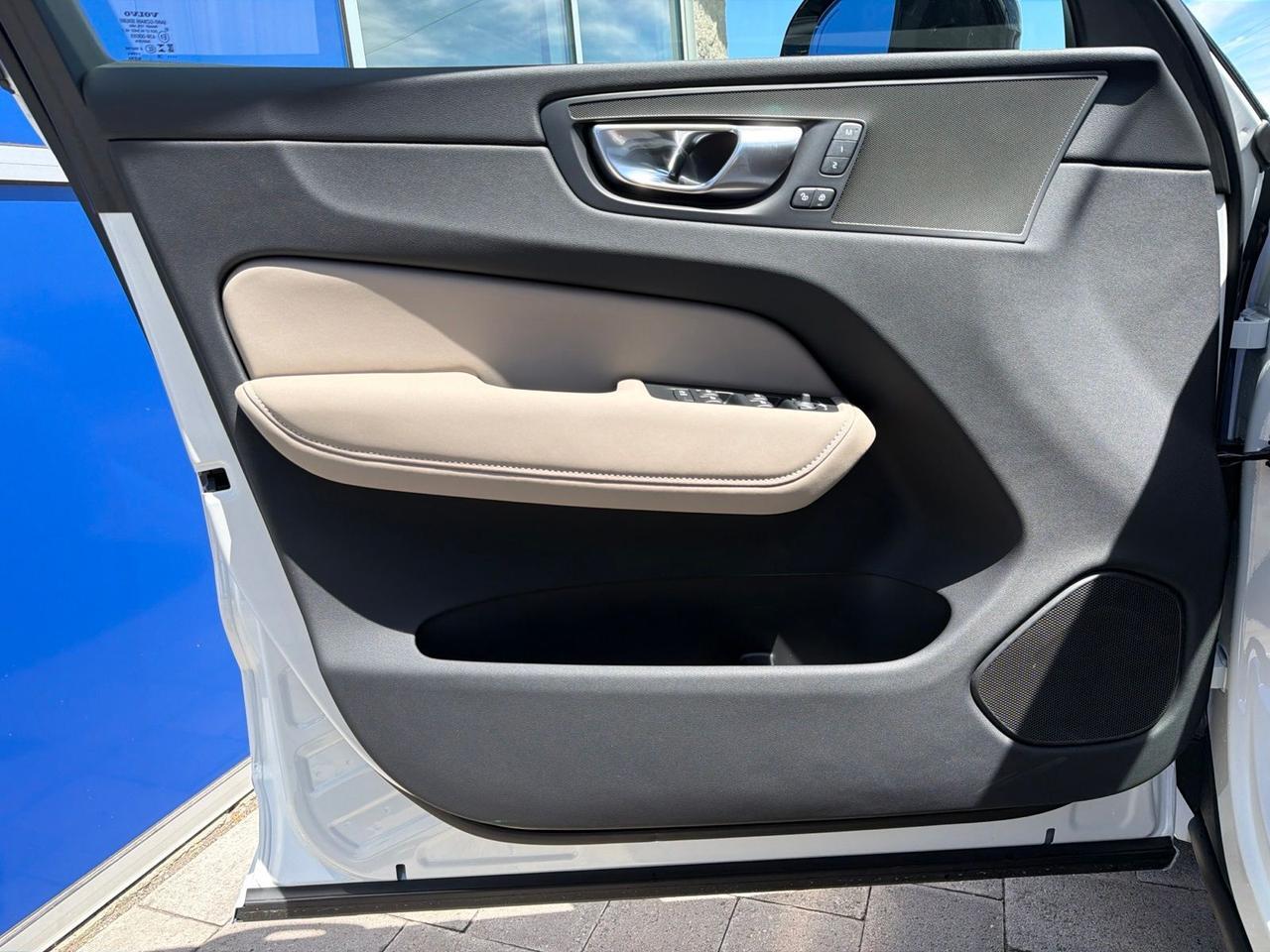2026 Volvo XC60 Plug-In Hybrid T8 Plus Bend OR
