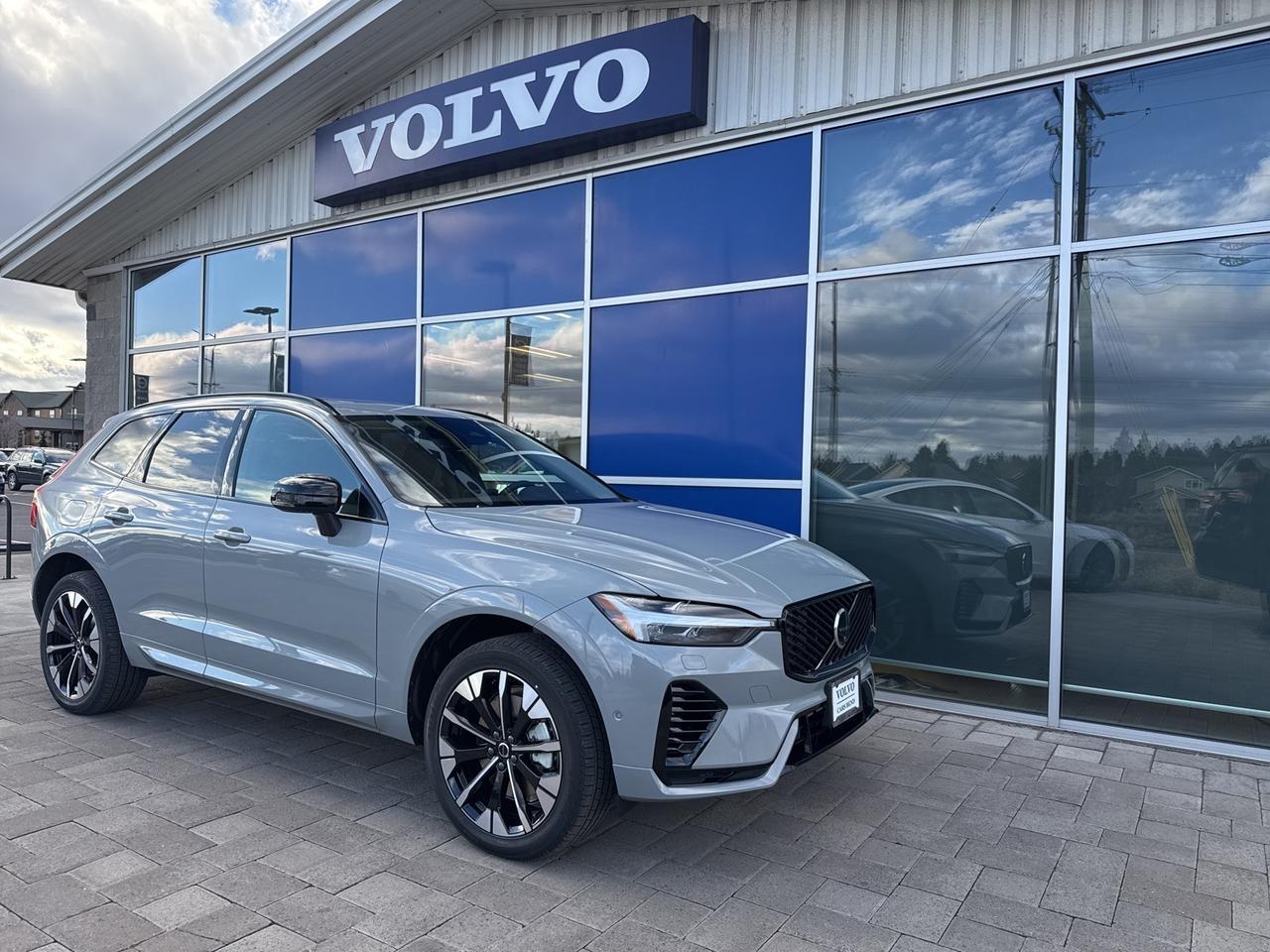 2026 Volvo XC60 Plug-In Hybrid T8 Plus