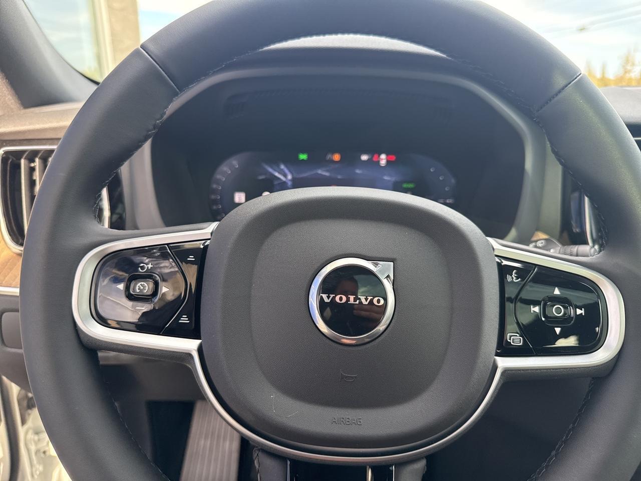 2026 Volvo XC60 Plug-In Hybrid T8 Plus Bend OR