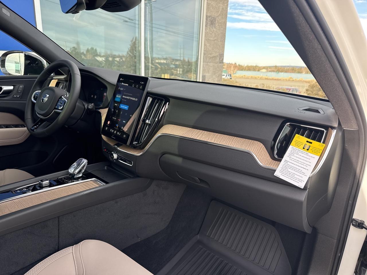 2026 Volvo XC60 Plug-In Hybrid T8 Plus Bend OR