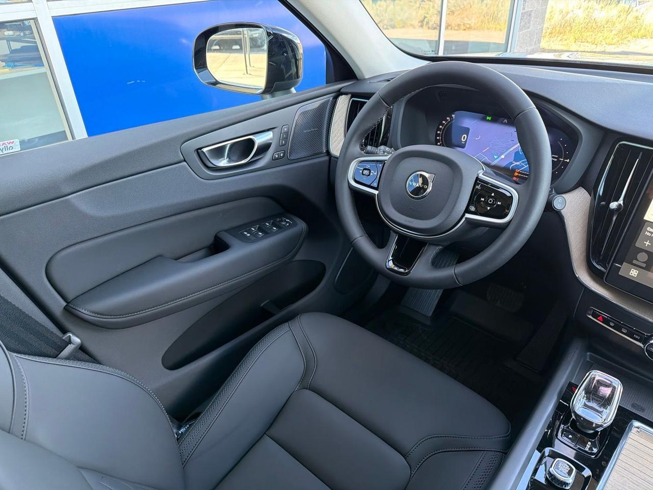 2026 Volvo XC60 Plug-In Hybrid T8 Plus Bend OR