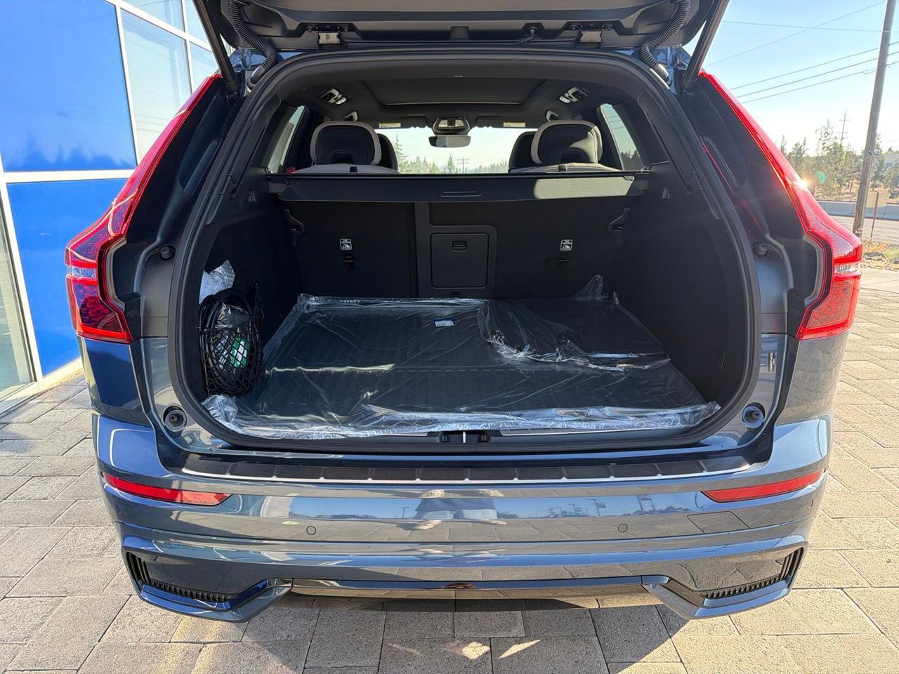 2026 Volvo XC60 Plug-In Hybrid T8 Plus Bend OR