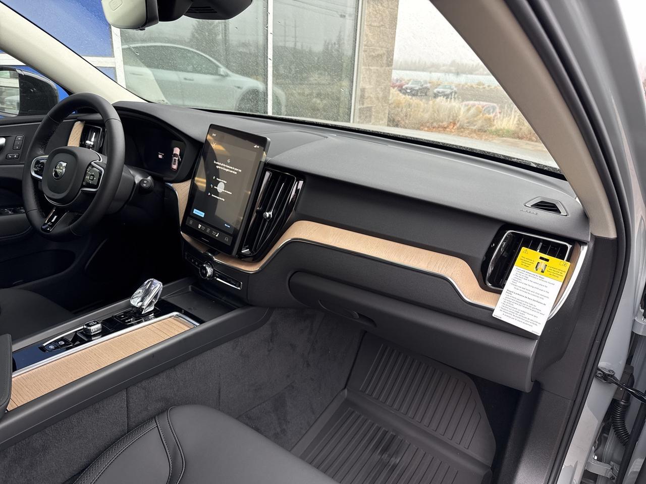 2026 Volvo XC60 Plug-In Hybrid T8 Plus Bend OR