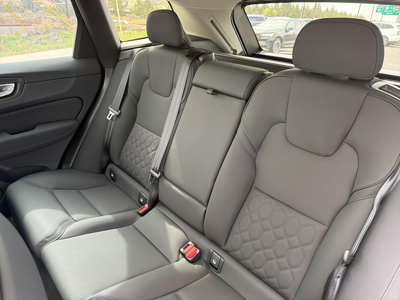 2026 Volvo XC60 Plug-In Hybrid T8 Plus Bend OR