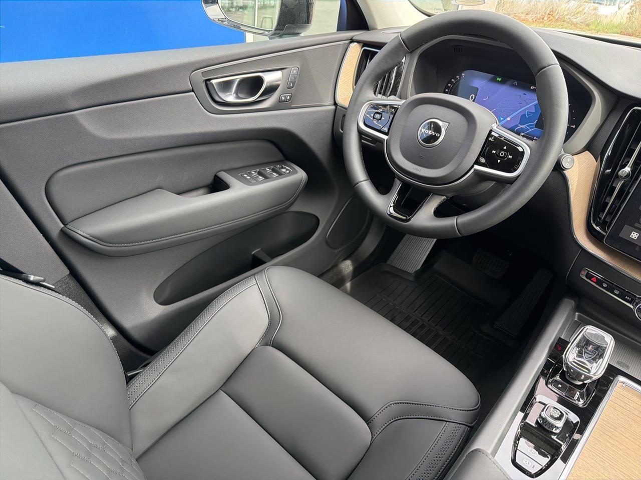 2026 Volvo XC60 Plug-In Hybrid T8 Plus Bend OR