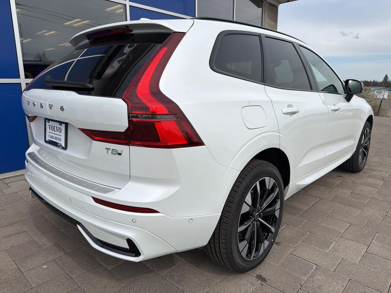 2026 Volvo XC60 Plug-In Hybrid T8 Plus Bend OR