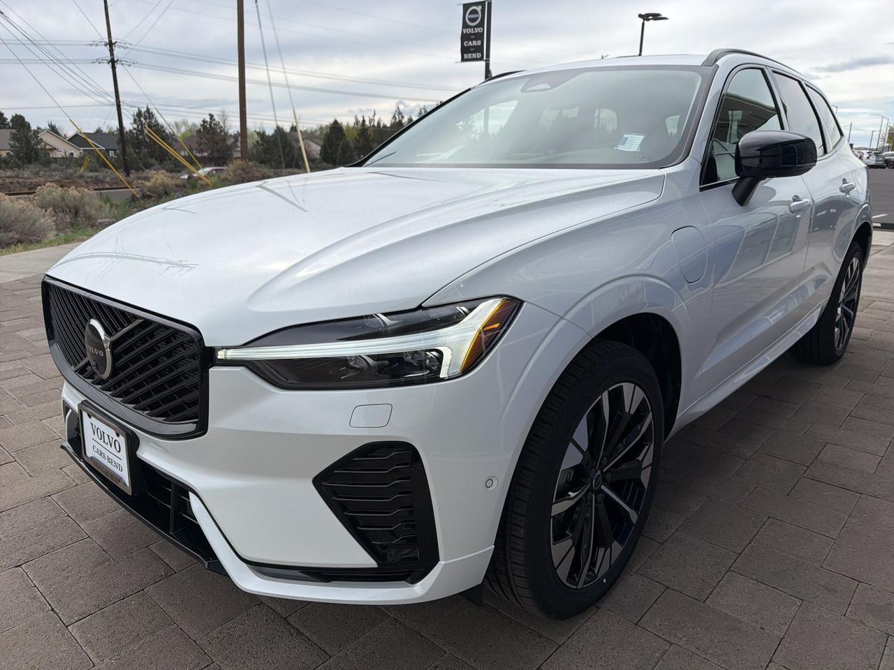 2026 Volvo XC60 Plug-In Hybrid T8 Plus Bend OR