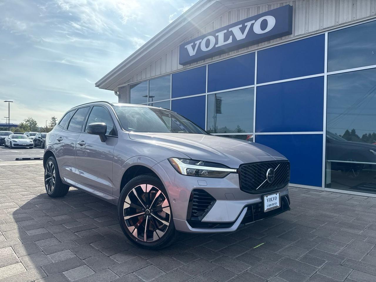2026 Volvo XC60 Plug-In Hybrid T8 Plus