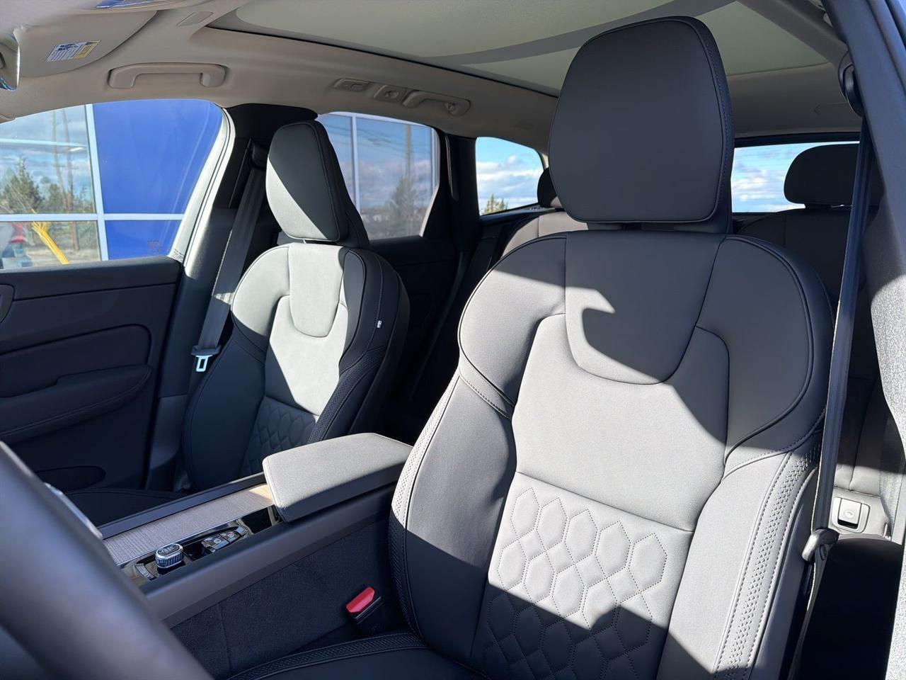 2026 Volvo XC60 Plug-In Hybrid T8 Plus Bend OR