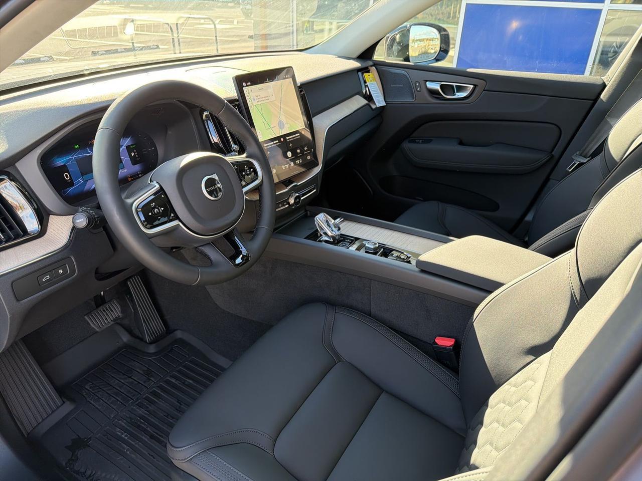 2026 Volvo XC60 Plug-In Hybrid T8 Plus Bend OR