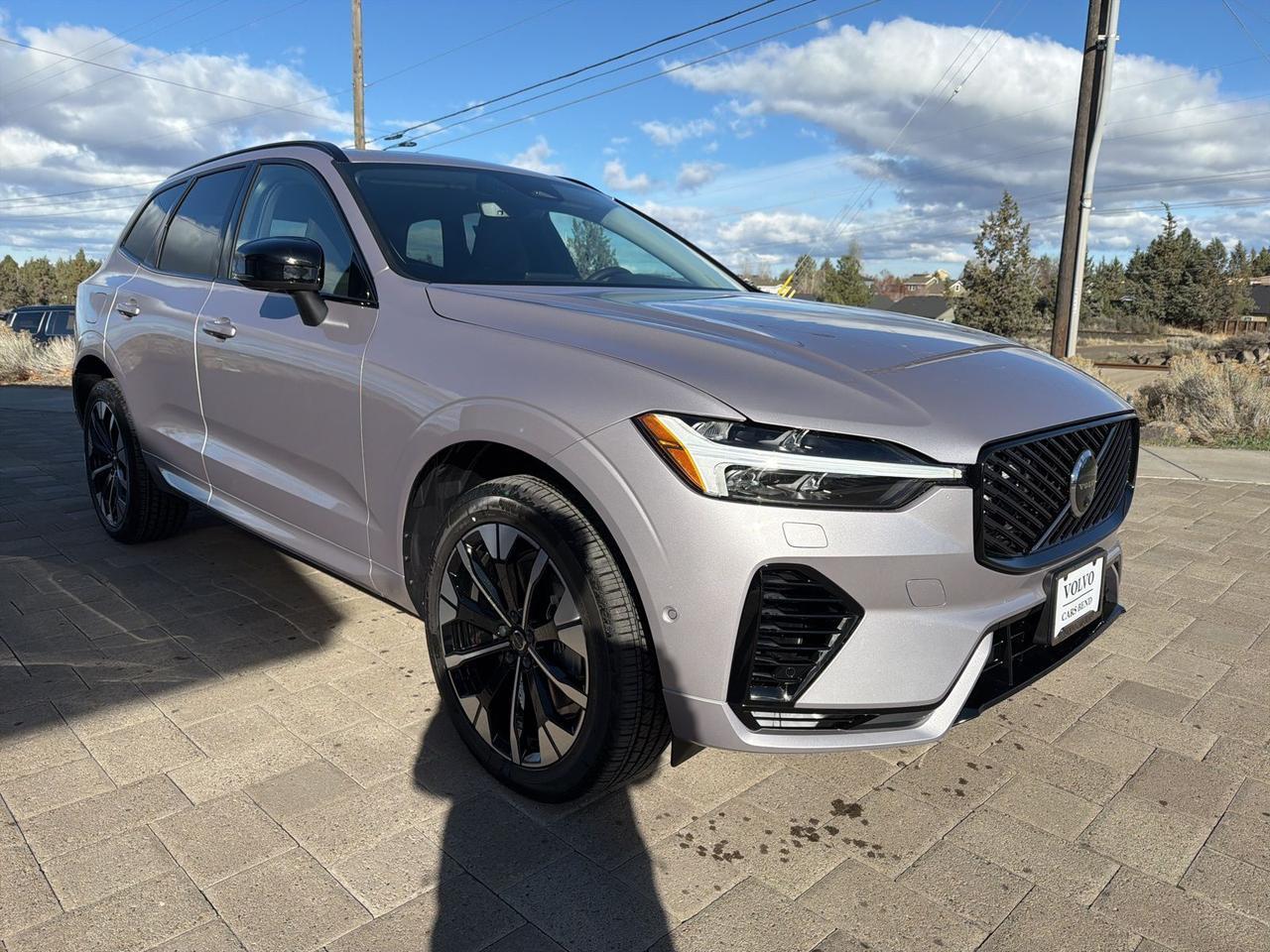 2026 Volvo XC60 Plug-In Hybrid T8 Plus