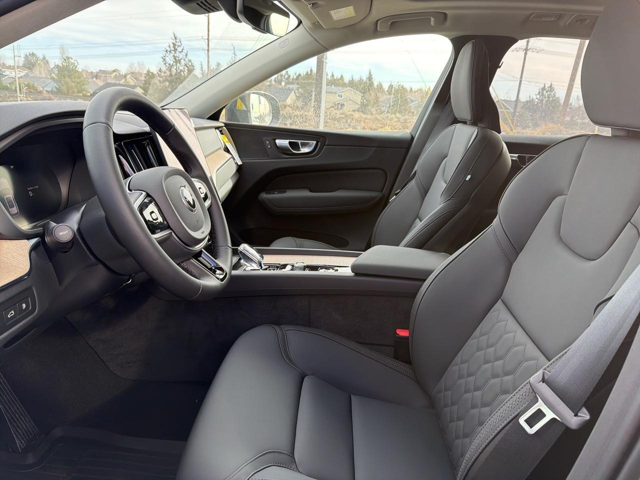 2026 Volvo XC60 Plug-In Hybrid T8 Plus Bend OR