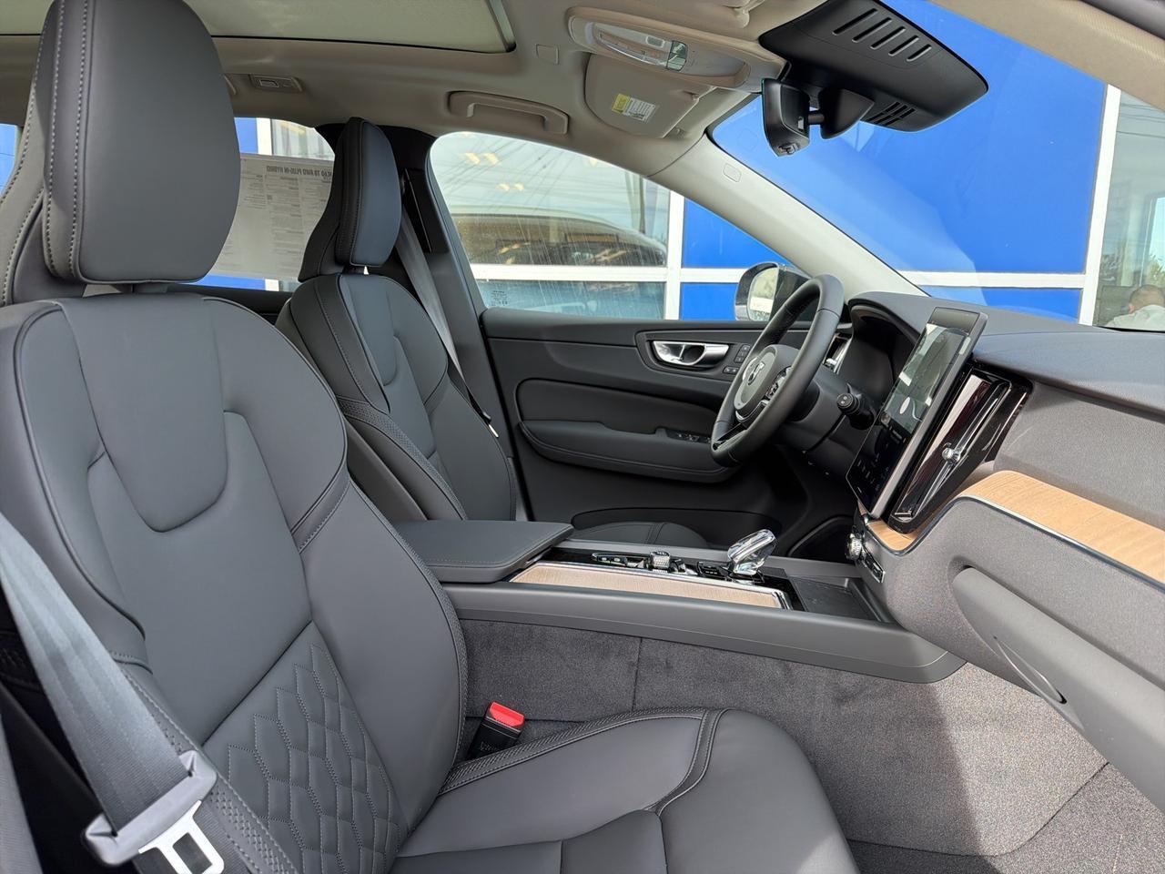 2026 Volvo XC60 Plug-In Hybrid T8 Plus Bend OR