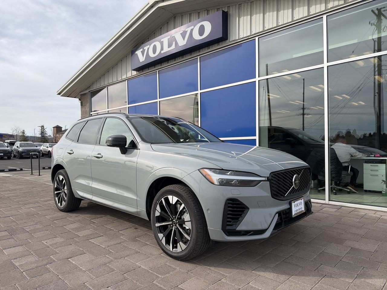 2026 Volvo XC60 Plug-In Hybrid T8 Plus