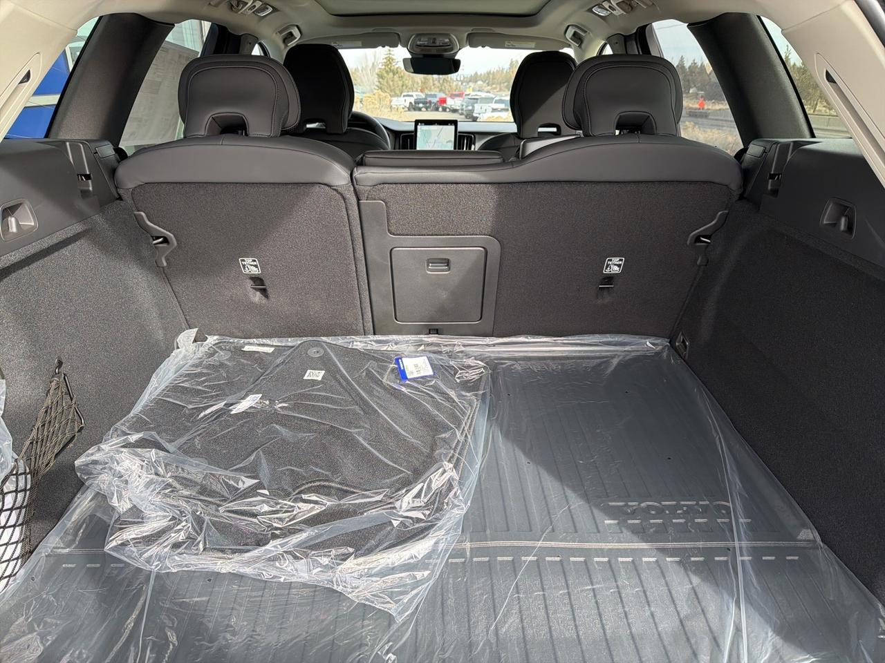 2026 Volvo XC60 Plug-In Hybrid T8 Plus Bend OR