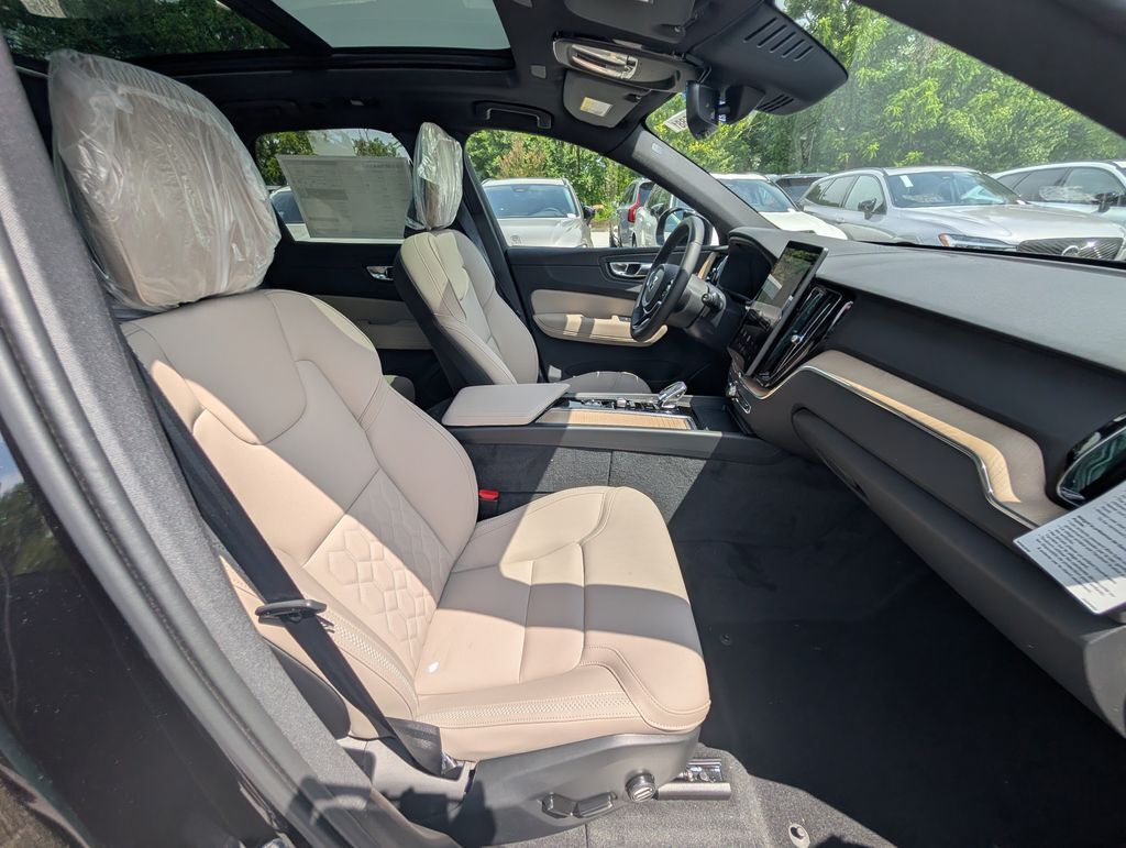 2026 Volvo XC60 Plug-In Hybrid T8 Plus Hunt Valley MD