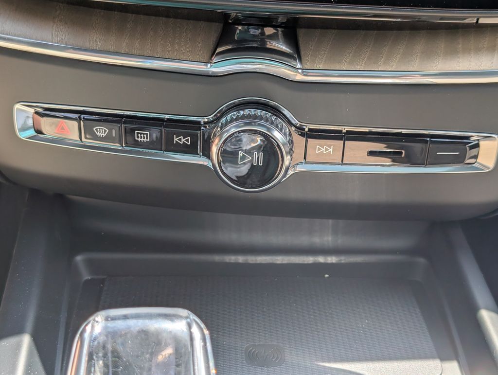 2026 Volvo XC60 Plug-In Hybrid T8 Plus Hunt Valley MD