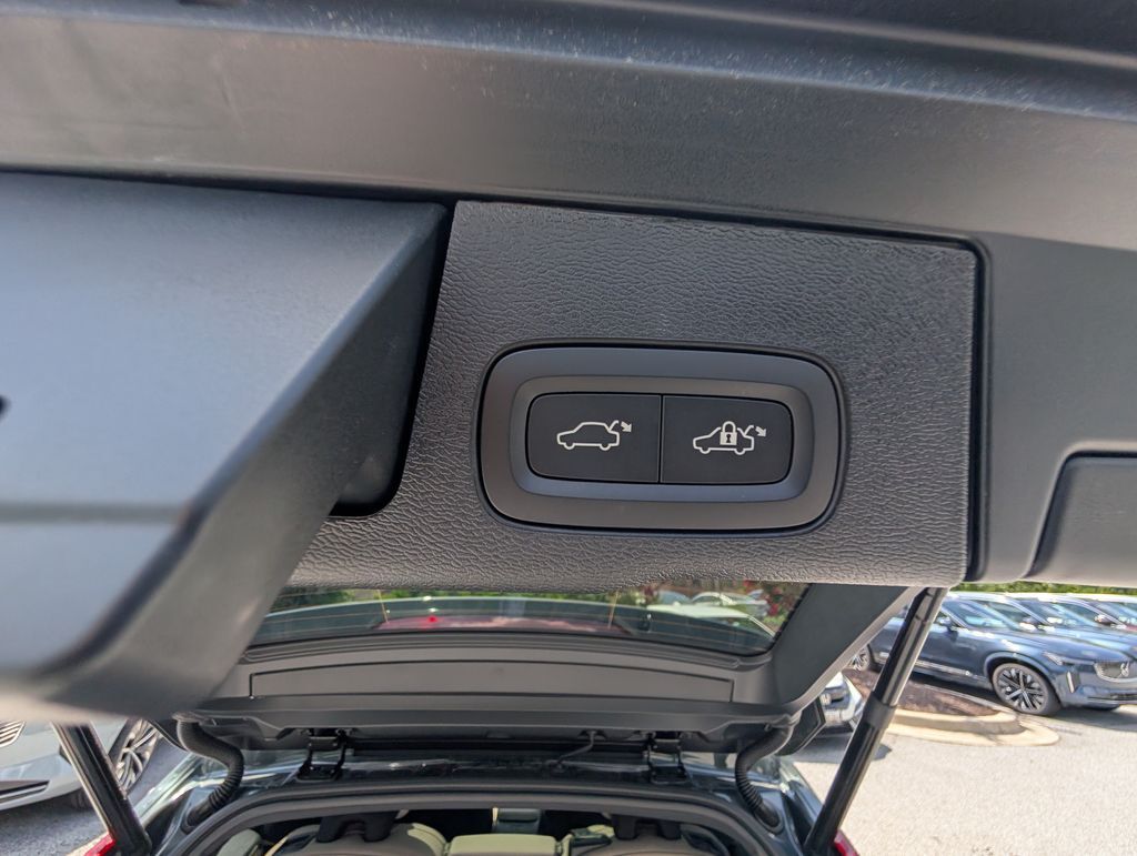 2026 Volvo XC60 Plug-In Hybrid T8 Plus Hunt Valley MD