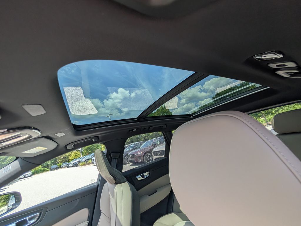 2026 Volvo XC60 Plug-In Hybrid T8 Plus Hunt Valley MD