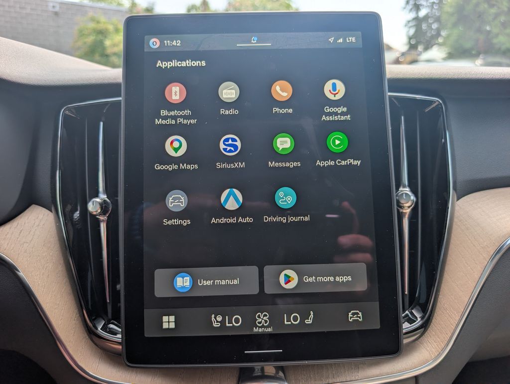 2026 Volvo XC60 Plug-In Hybrid T8 Plus Hunt Valley MD
