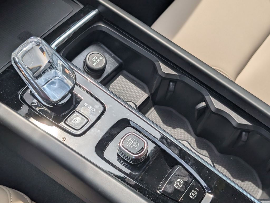 2026 Volvo XC60 Plug-In Hybrid T8 Plus Hunt Valley MD