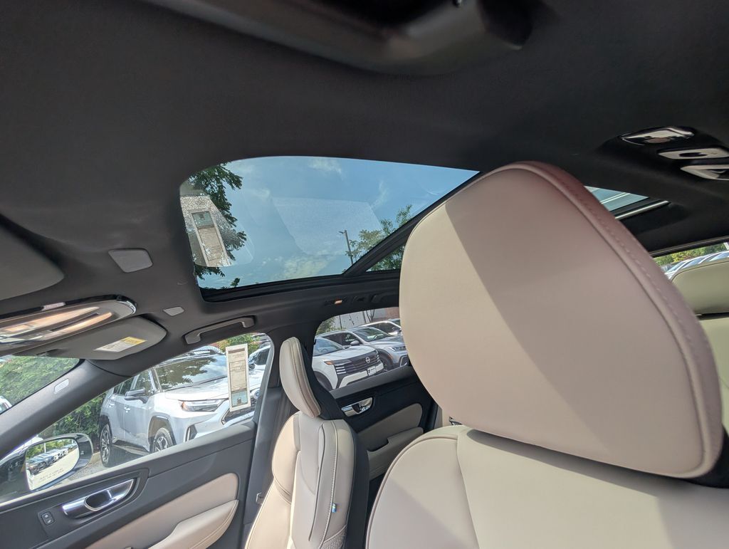 2026 Volvo XC60 Plug-In Hybrid T8 Plus Hunt Valley MD