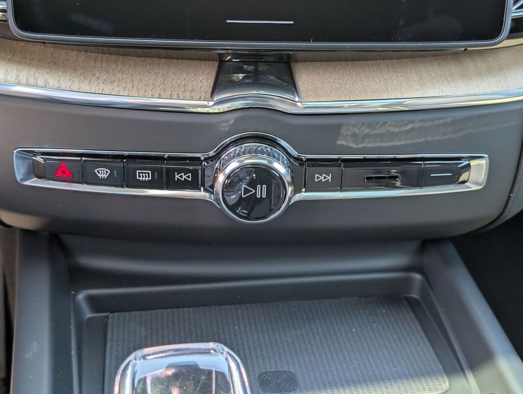 2026 Volvo XC60 Plug-In Hybrid T8 Plus Hunt Valley MD