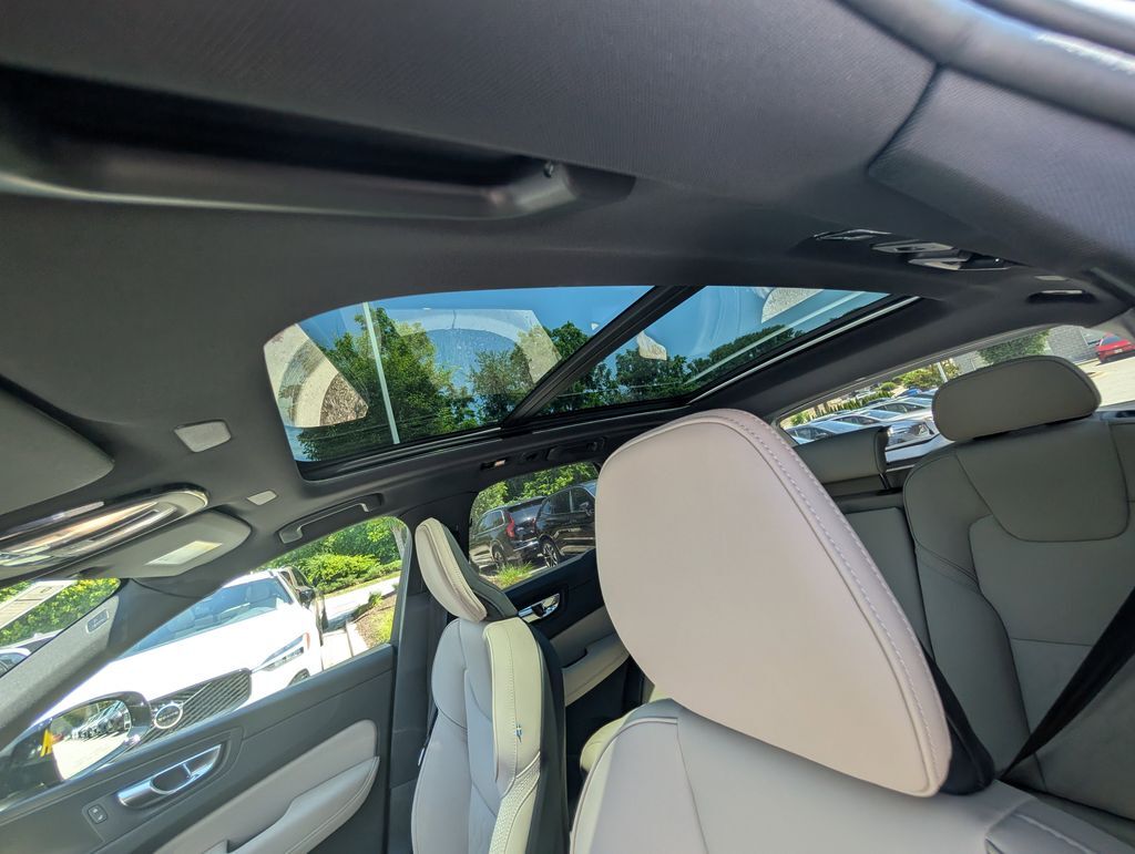 2026 Volvo XC60 Plug-In Hybrid T8 Plus Hunt Valley MD
