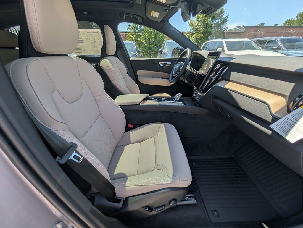 2026 Volvo XC60 Plug-In Hybrid T8 Plus Hunt Valley MD