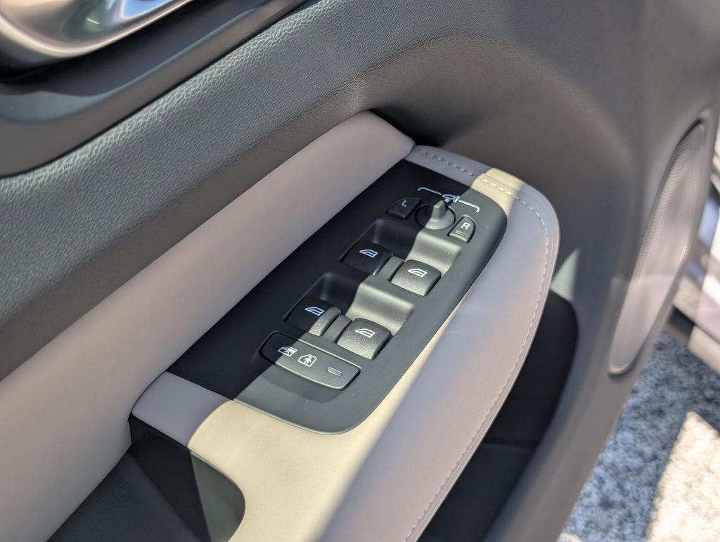 2026 Volvo XC60 Plug-In Hybrid T8 Plus Hunt Valley MD