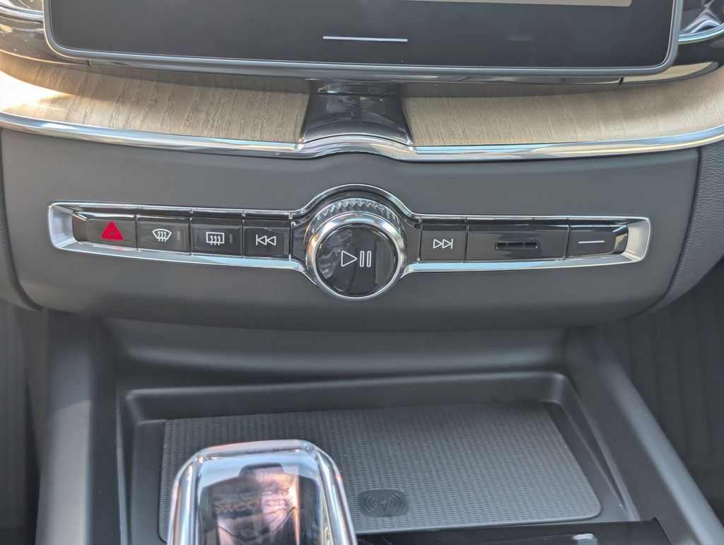 2026 Volvo XC60 Plug-In Hybrid T8 Plus Hunt Valley MD