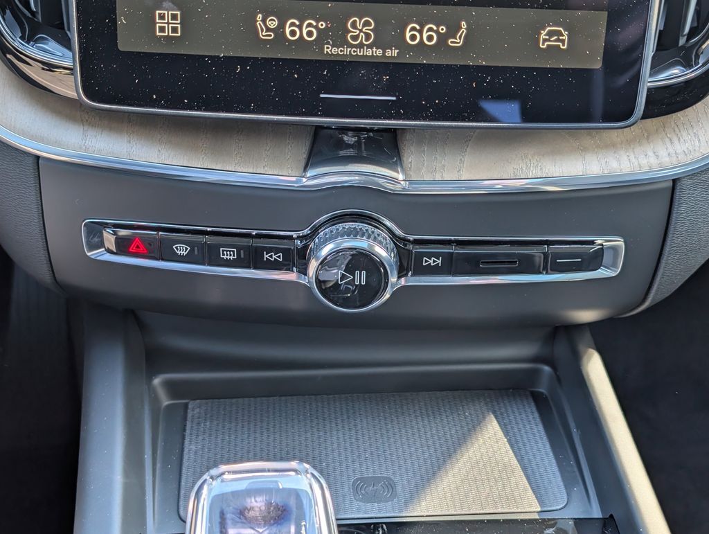 2026 Volvo XC60 Plug-In Hybrid T8 Plus Hunt Valley MD