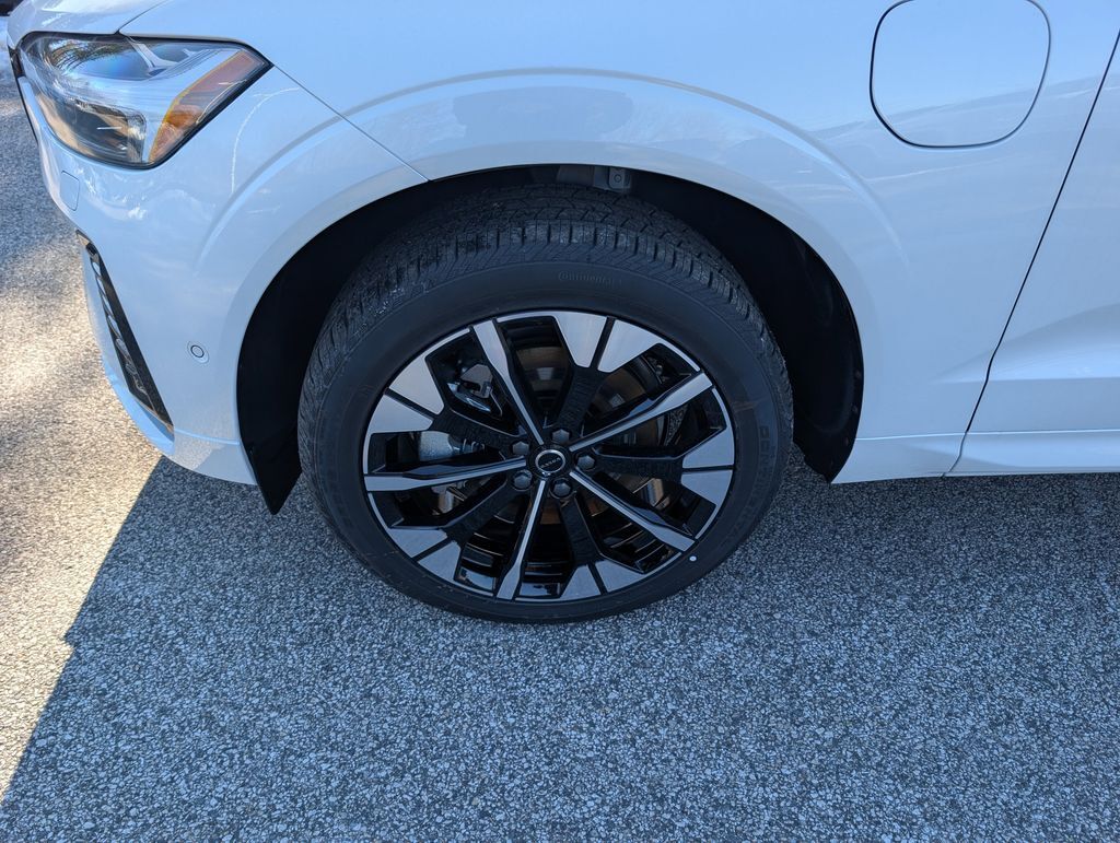 2026 Volvo XC60 Plug-In Hybrid T8 Plus Hunt Valley MD