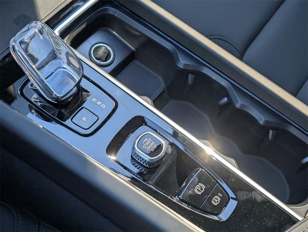 2026 Volvo XC60 Plug-In Hybrid T8 Plus Hunt Valley MD