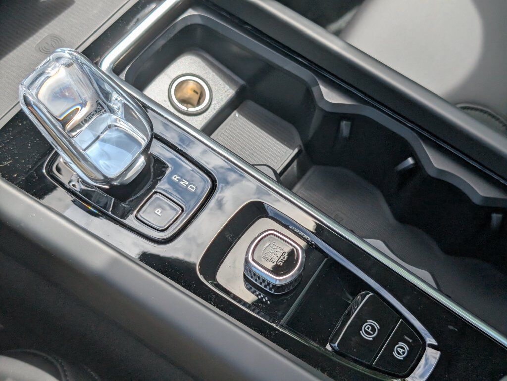 2026 Volvo XC60 Plug-In Hybrid T8 Plus Hunt Valley MD