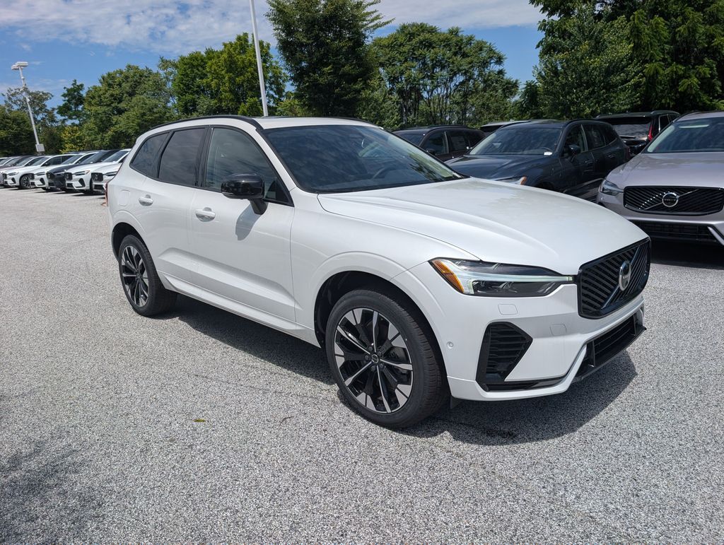 2026 Volvo XC60 Plug-In Hybrid