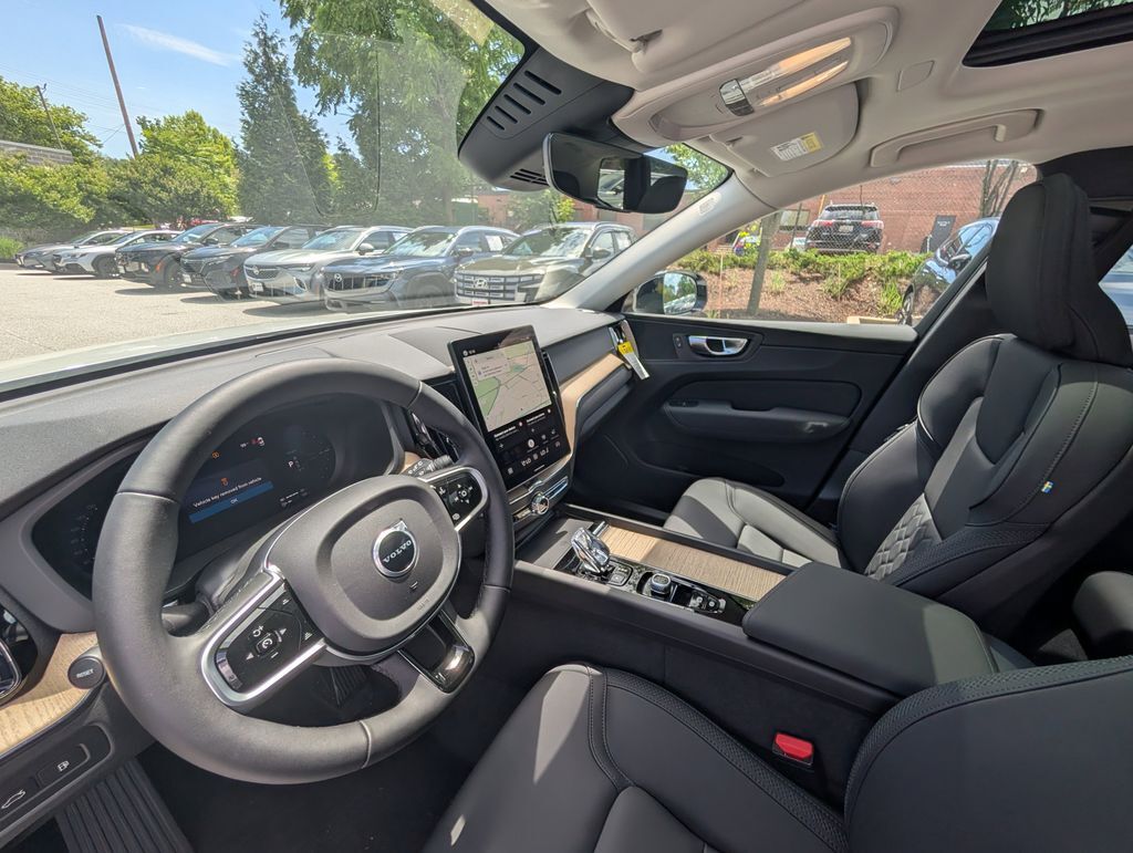 2026 Volvo XC60 Plug-In Hybrid T8 Plus Hunt Valley MD