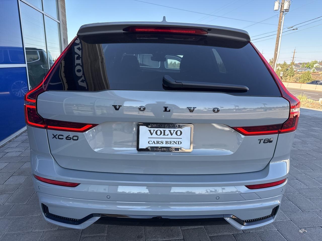 2026 Volvo XC60 Plug-In Hybrid T8 Ultra Black Edition Bend OR