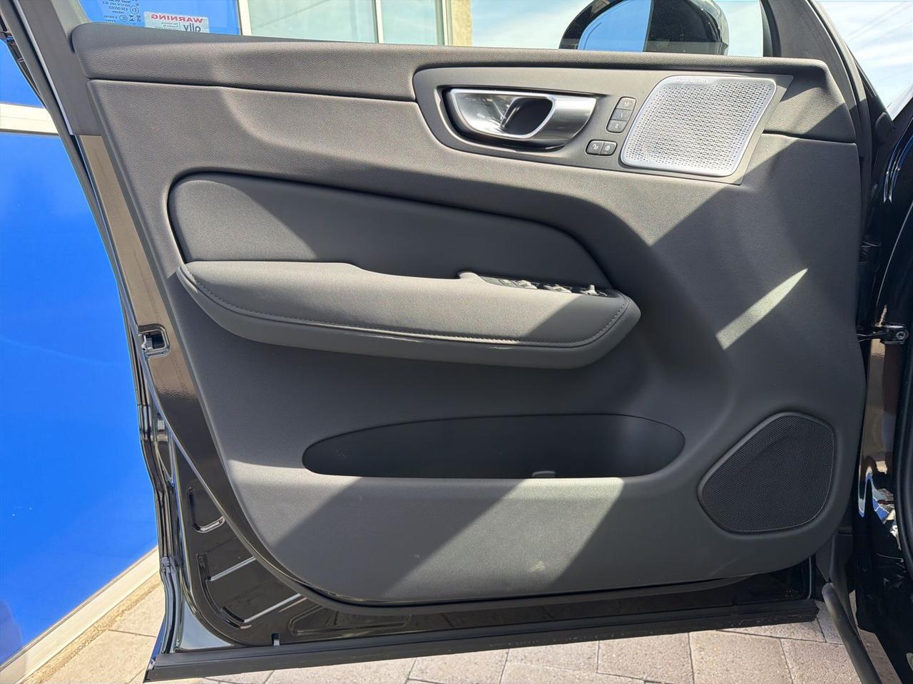 2026 Volvo XC60 Plug-In Hybrid T8 Ultra Black Edition Bend OR