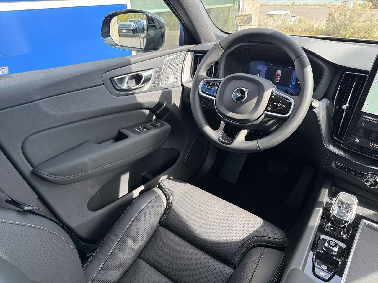 2026 Volvo XC60 Plug-In Hybrid T8 Ultra Black Edition Bend OR