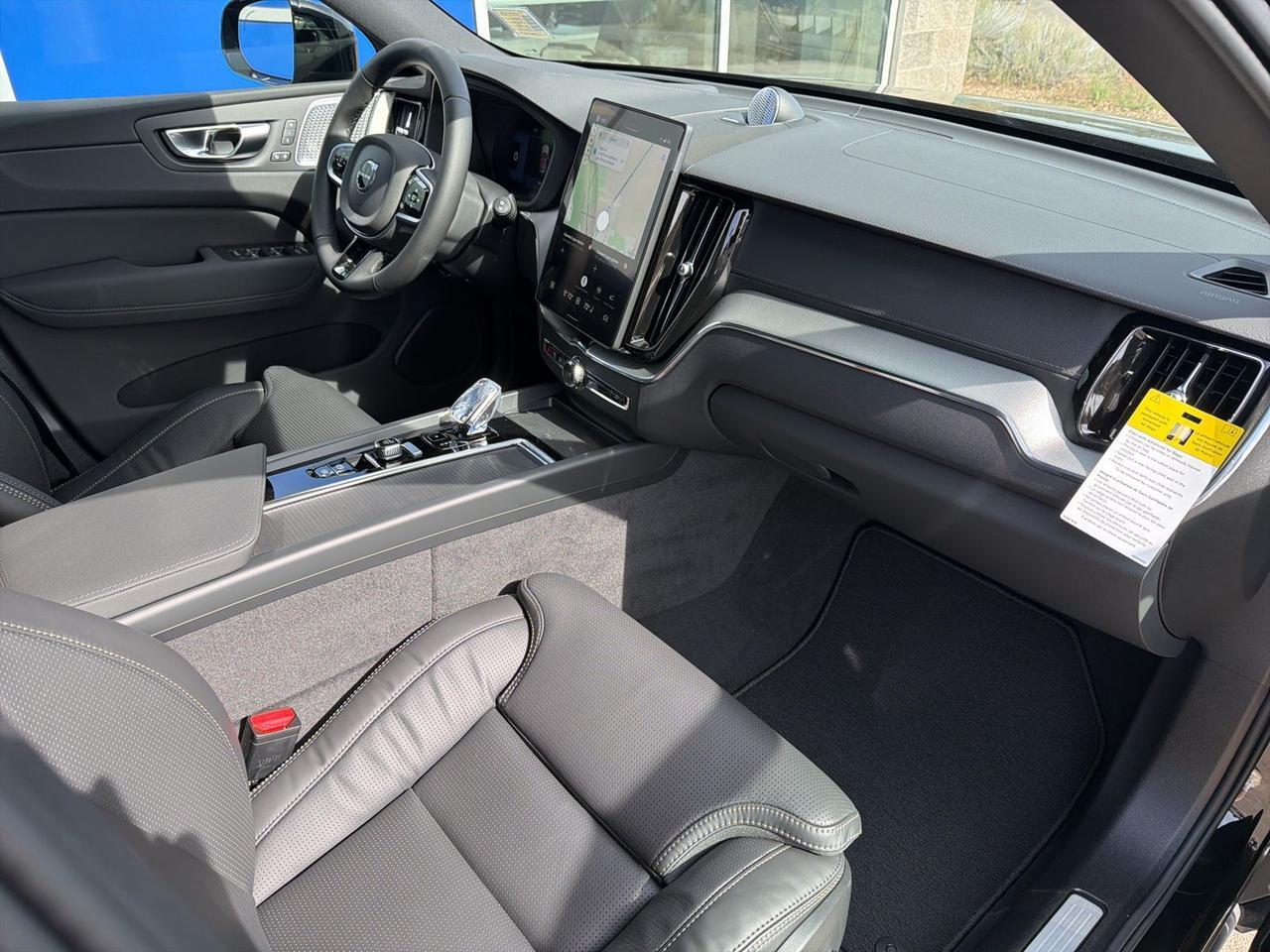2026 Volvo XC60 Plug-In Hybrid T8 Ultra Black Edition Bend OR